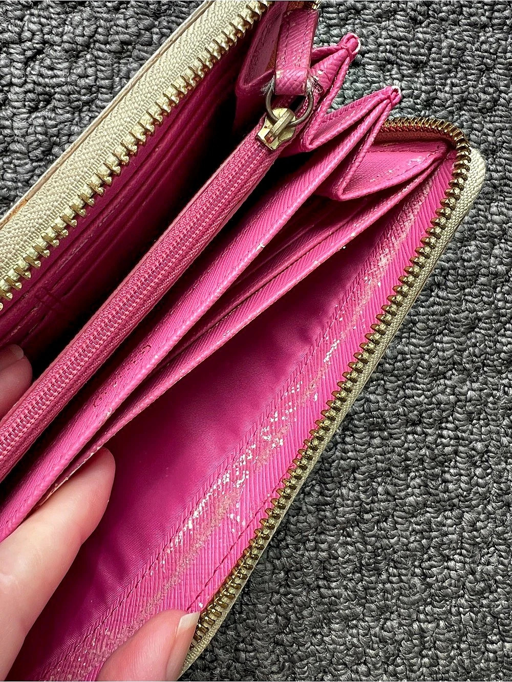 COACH bundle. Project wallets. - Picture 8 of 14